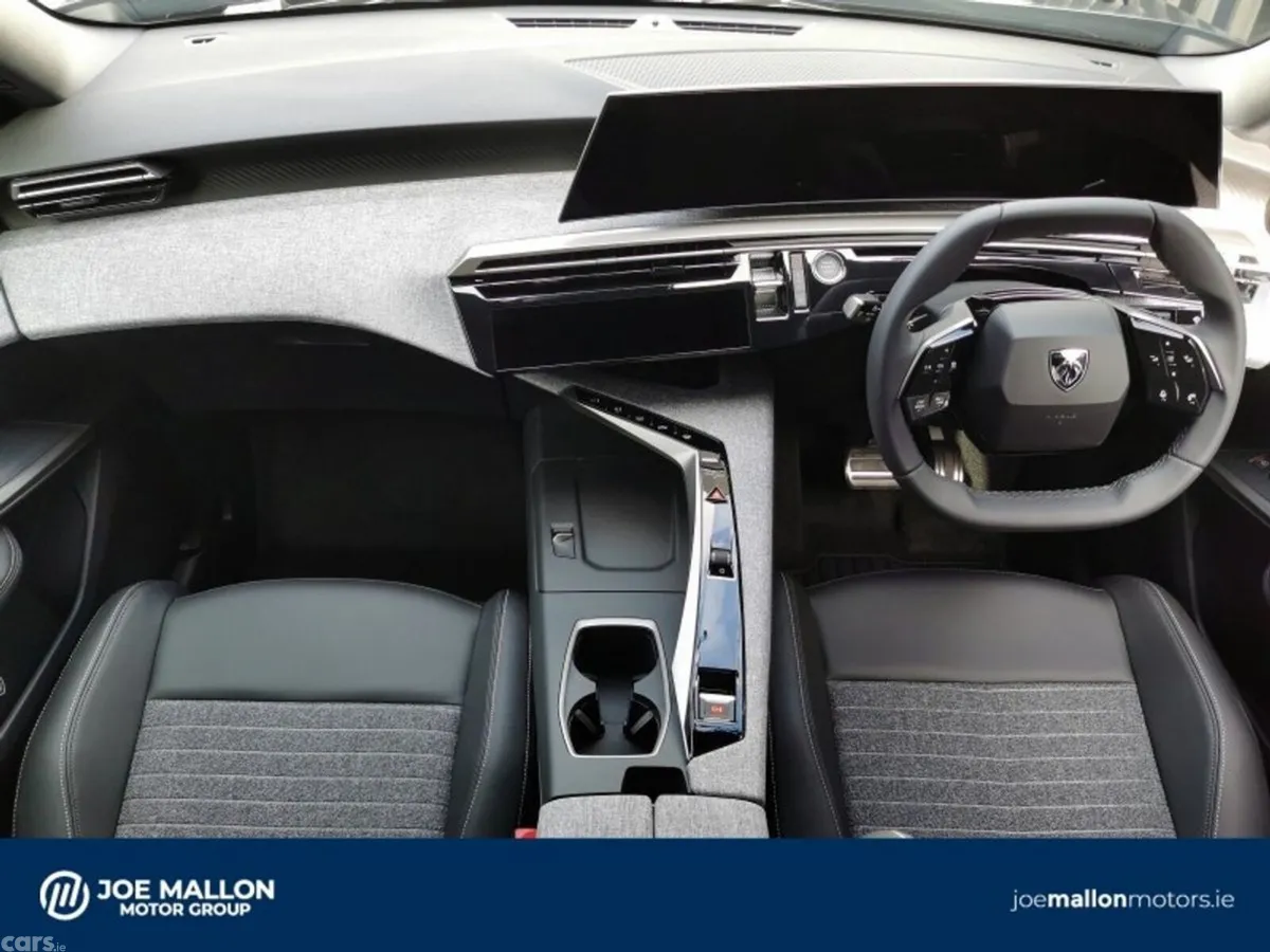 Peugeot 3008 SUV, Petrol Hybrid, 2027, Black