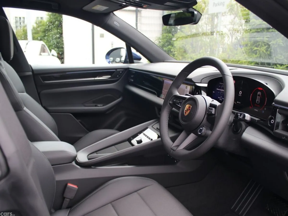 Porsche Macan SUV, Electric, 2026, Blue