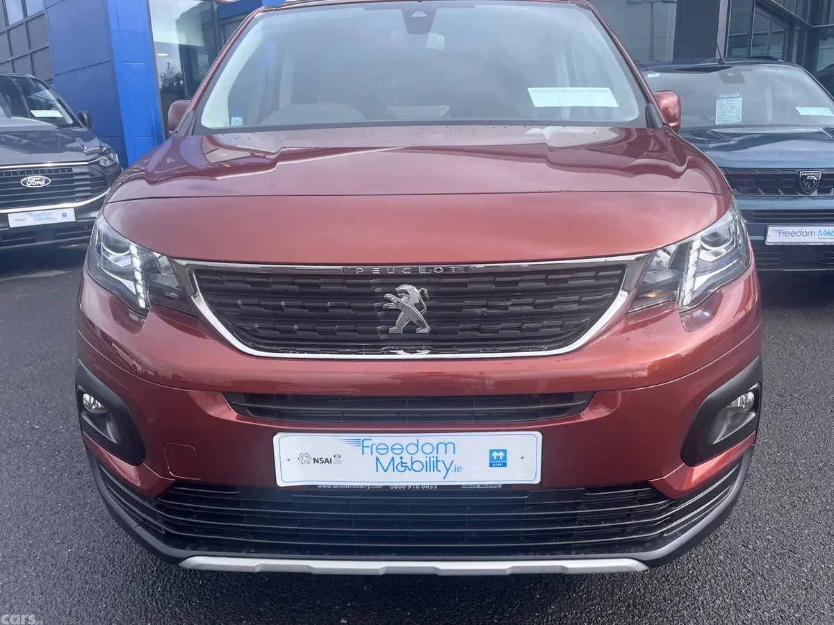 Peugeot Rifter MPV, Diesel, 2019, Brown