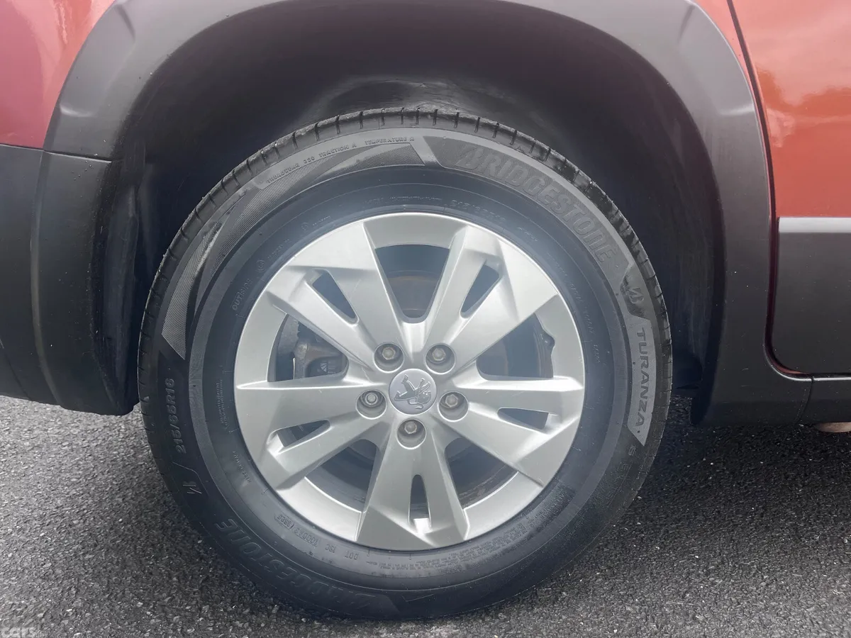 Peugeot Rifter MPV, Diesel, 2019, Brown