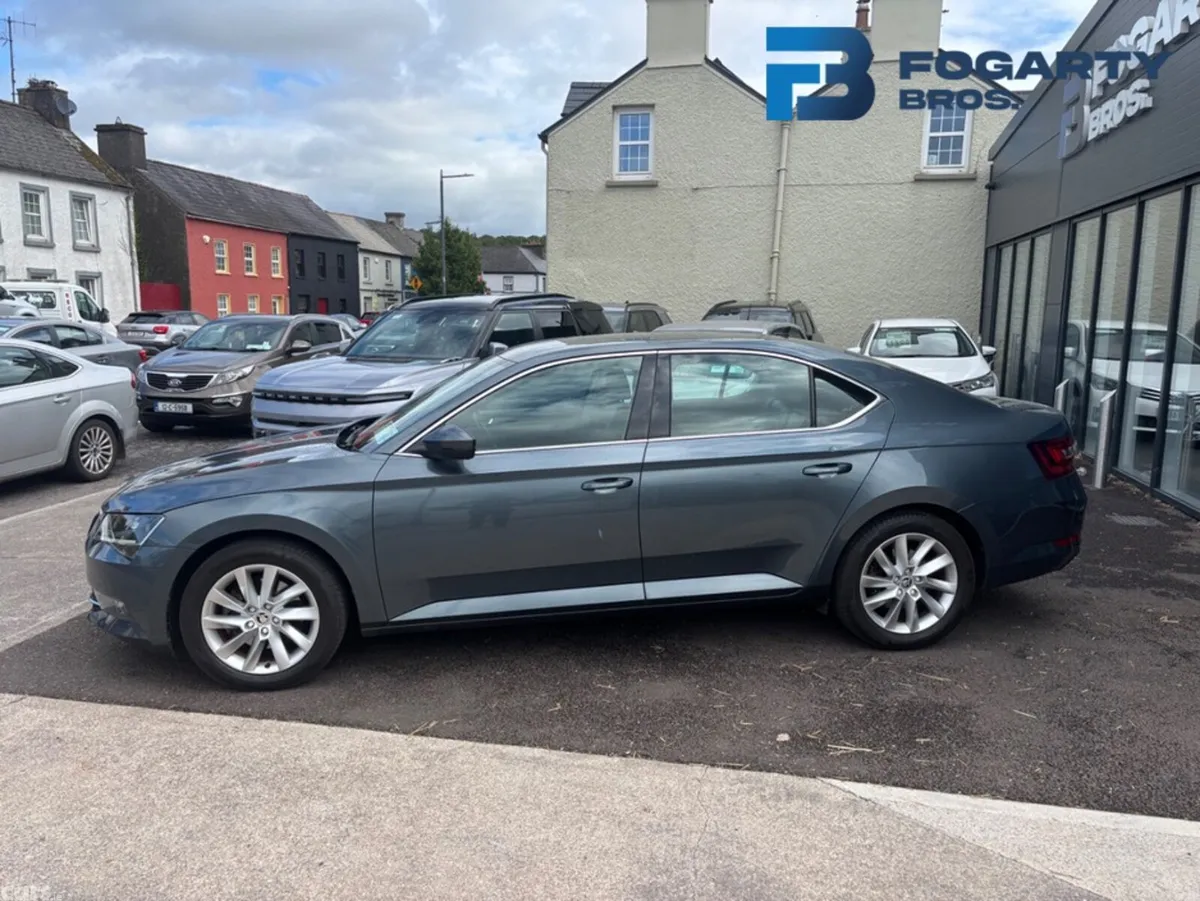 Skoda Superb Saloon, Diesel, 2018, Grey
