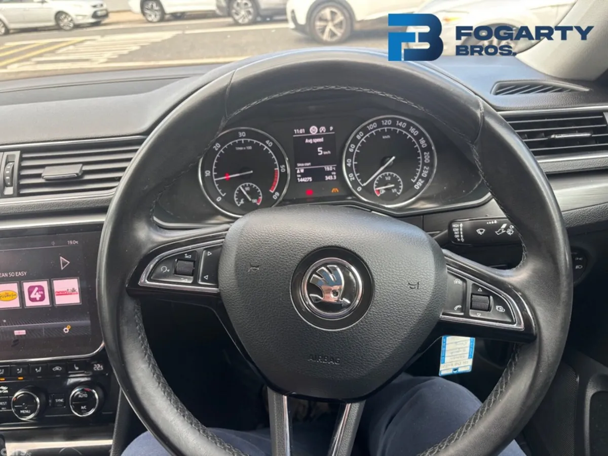 Skoda Superb Saloon, Diesel, 2018, Grey