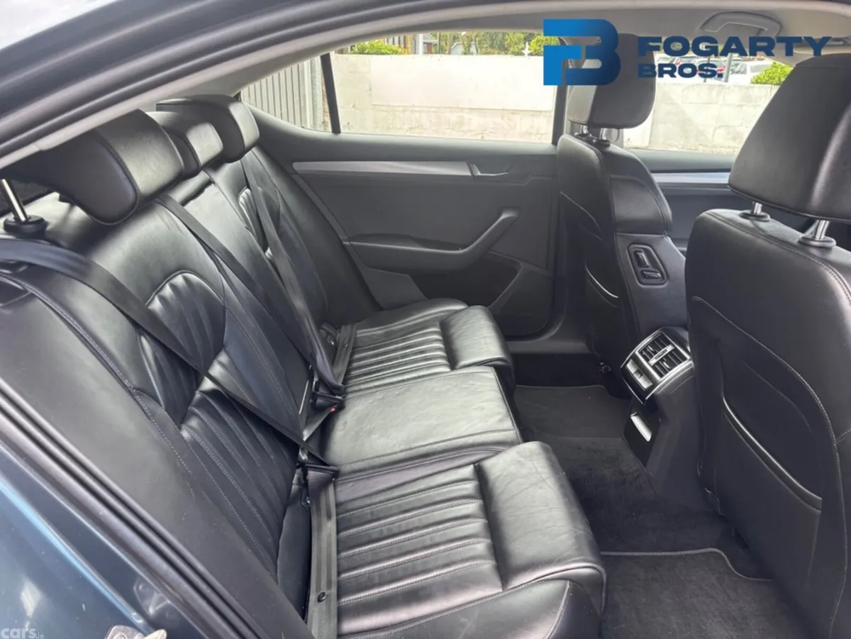 Skoda Superb Saloon, Diesel, 2018, Grey