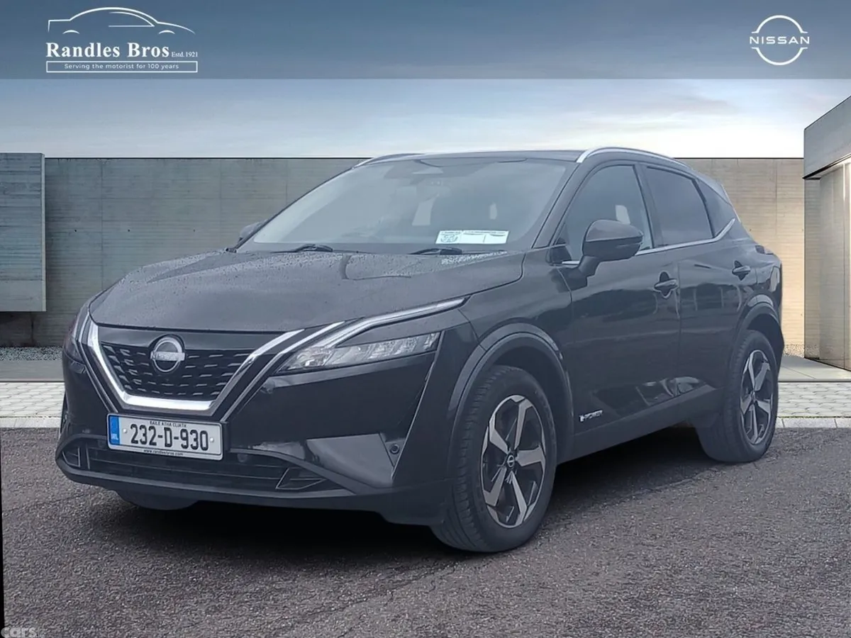 Nissan Qashqai MPV, Petrol, 2023, Black