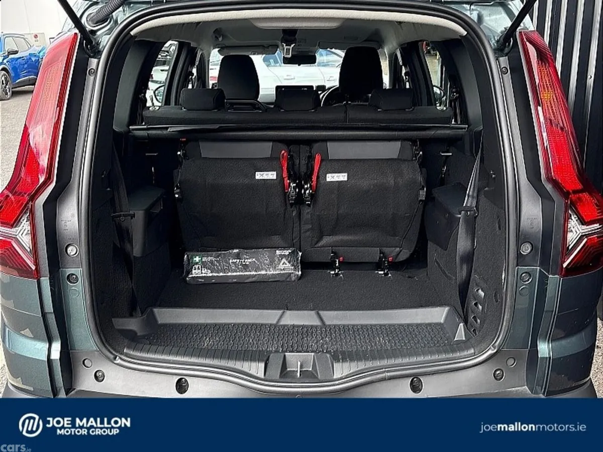 Dacia Jogger MPV, Petrol, 2025, Green