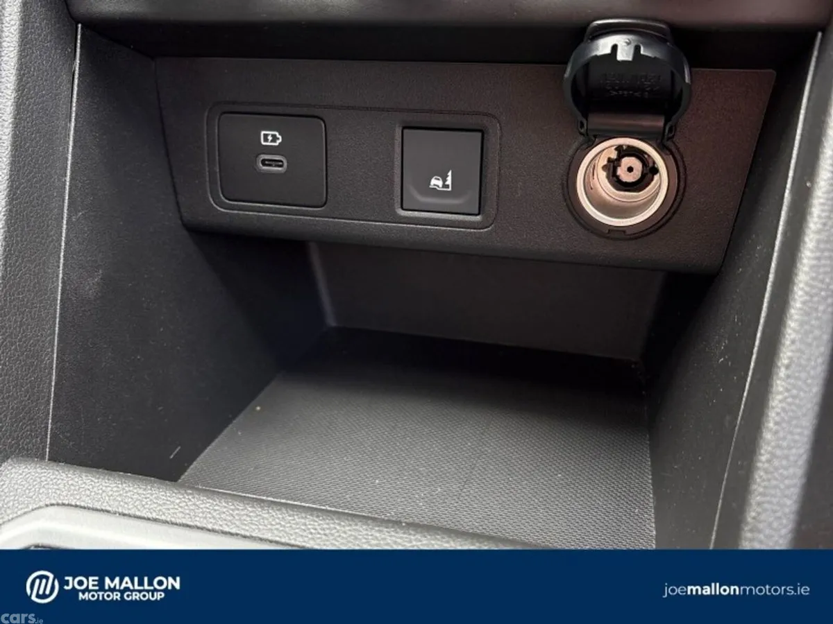 Dacia Jogger MPV, Petrol, 2025, Green
