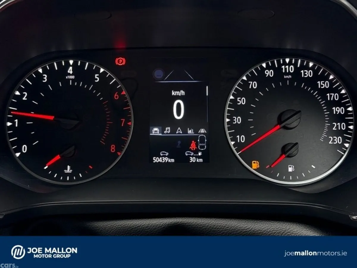 Renault Captur Hatchback, Petrol, 2022, Blue