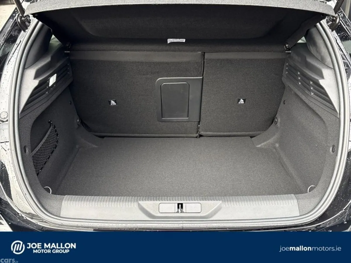 Peugeot 308 Hatchback, Petrol Hybrid, 2027, Black