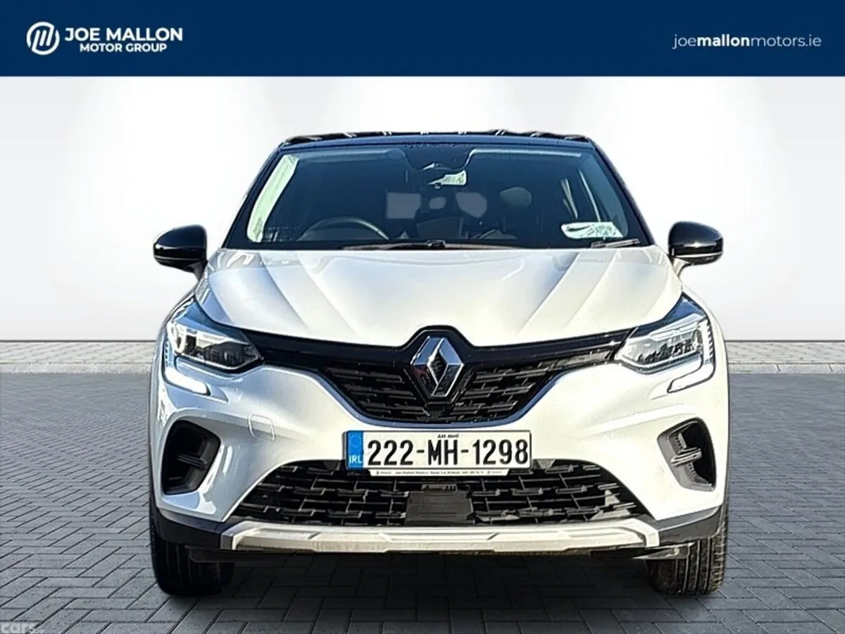 Renault Captur Hatchback, Petrol, 2022, White