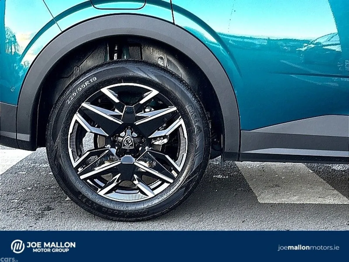 Peugeot 3008 SUV, Petrol Hybrid, 2027, Blue