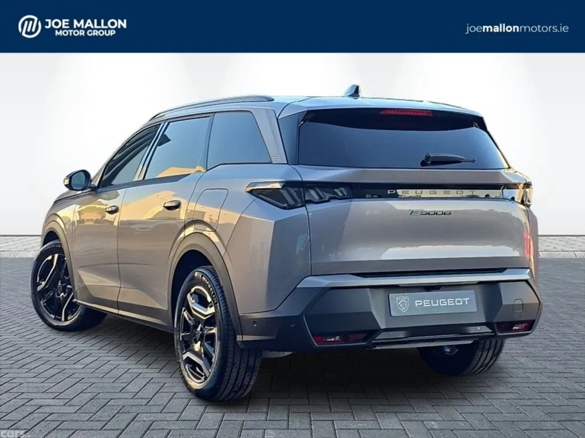 Peugeot 5008 SUV, Electric, 2027, Grey
