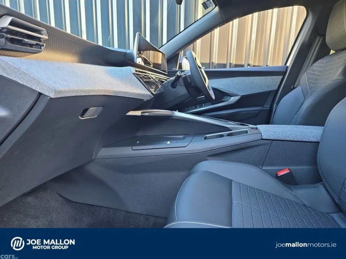 Peugeot 5008 SUV, Electric, 2027, Grey