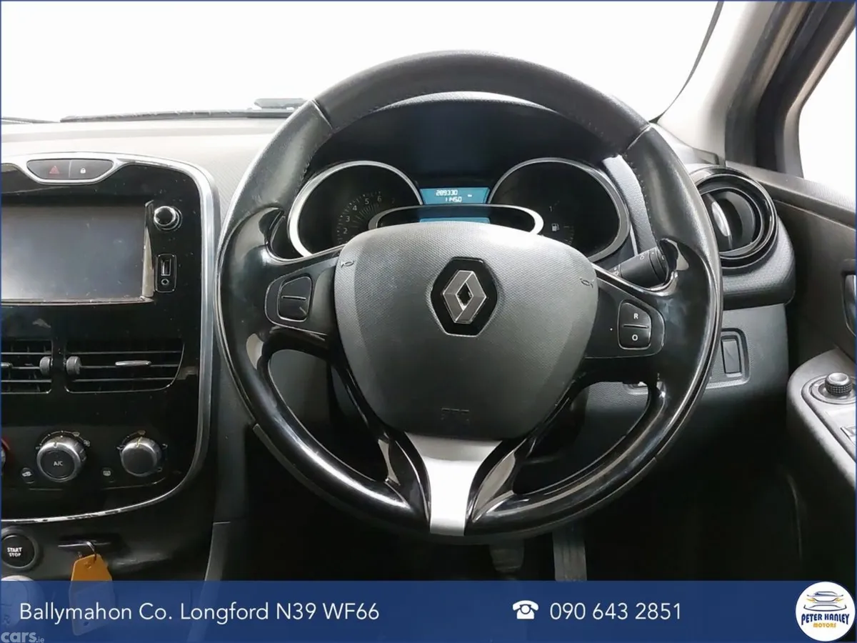 Renault Clio Hatchback, Petrol, 2016, Black