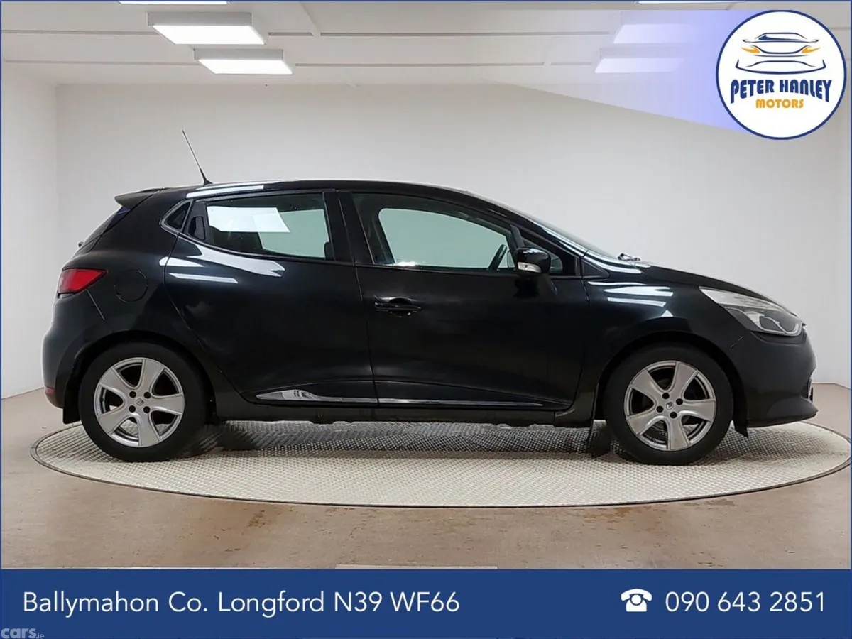 Renault Clio Hatchback, Petrol, 2016, Black