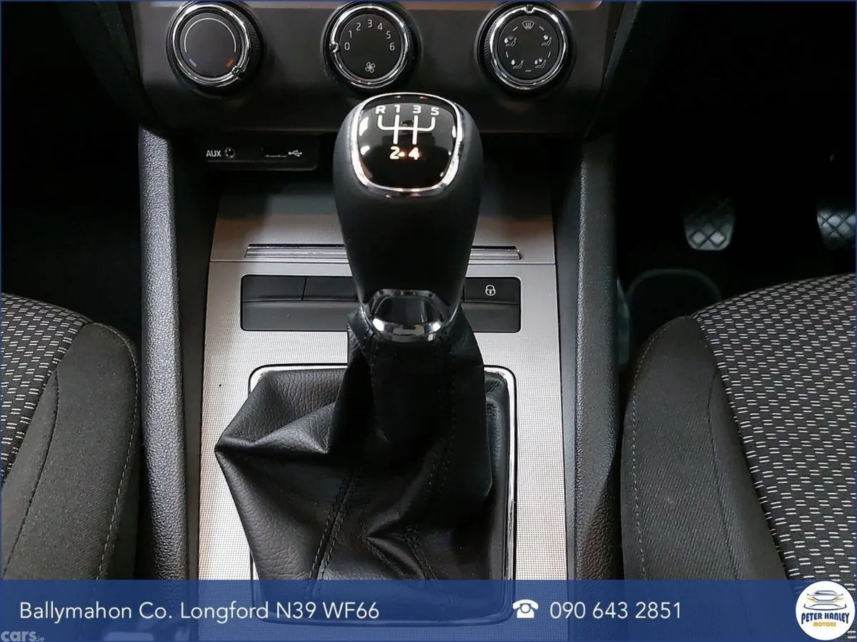 Skoda Octavia Saloon, Diesel, 2016, Blue