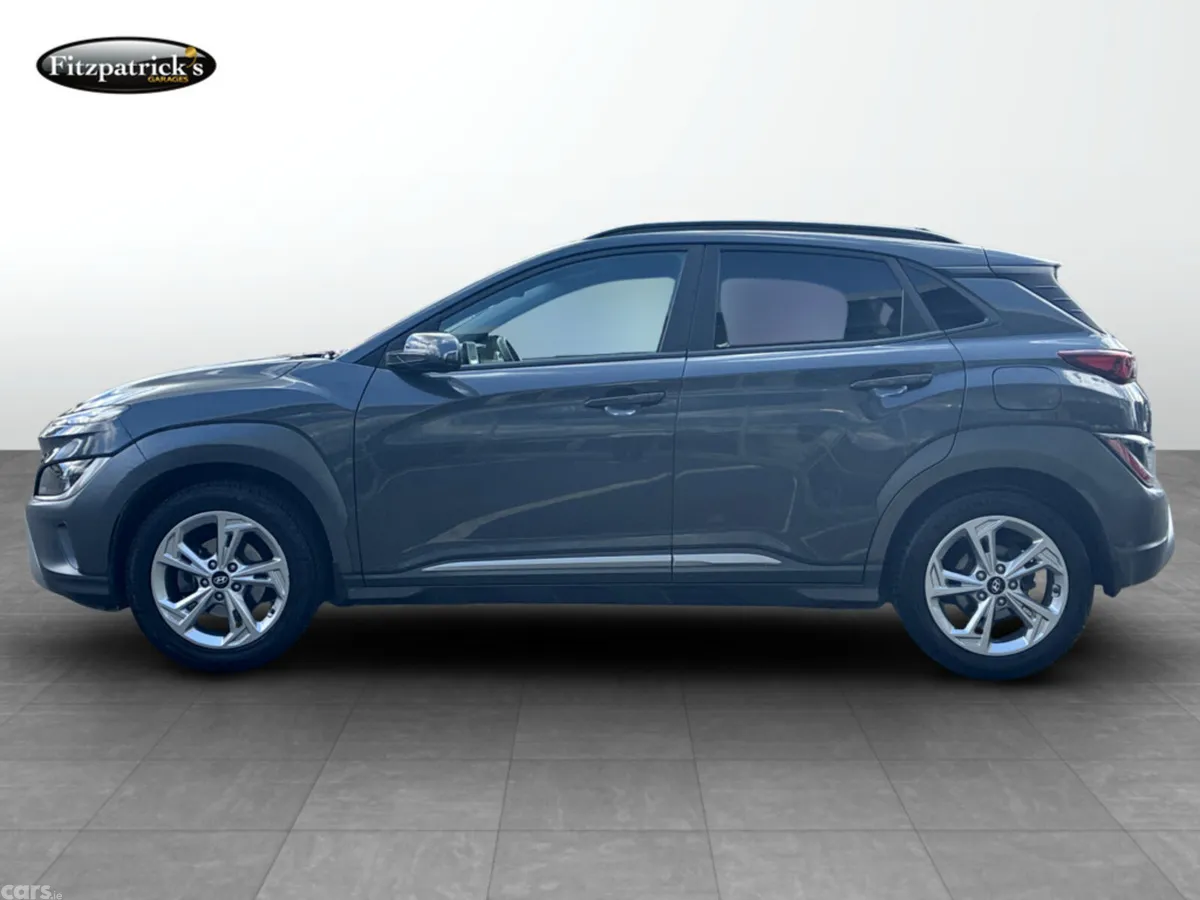 Hyundai KONA MPV, Petrol, 2022, Grey