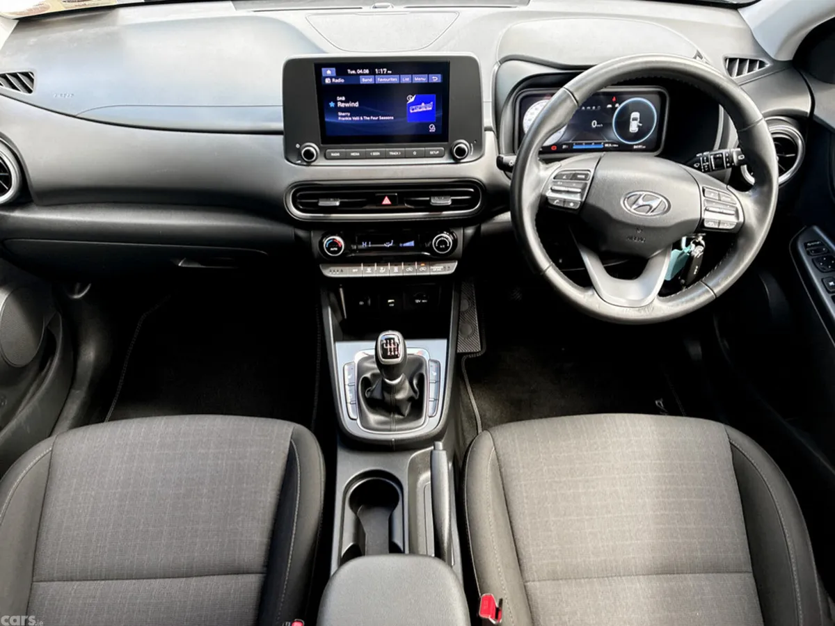 Hyundai KONA MPV, Petrol, 2022, Grey
