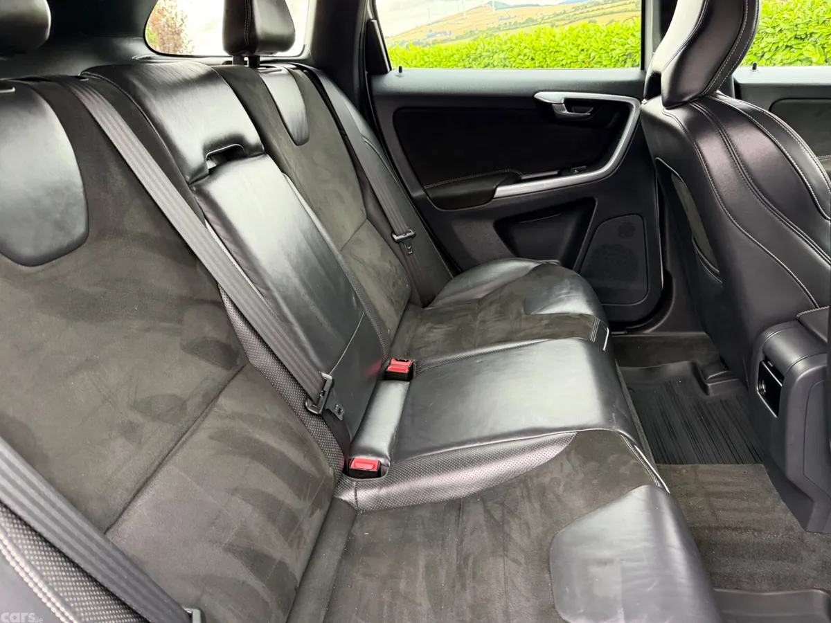 Volvo XC60 SUV, Diesel, 2018, White