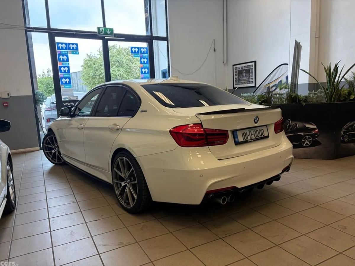 BMW 3-Series Saloon, Petrol Plug-in Hybrid, 2018, White