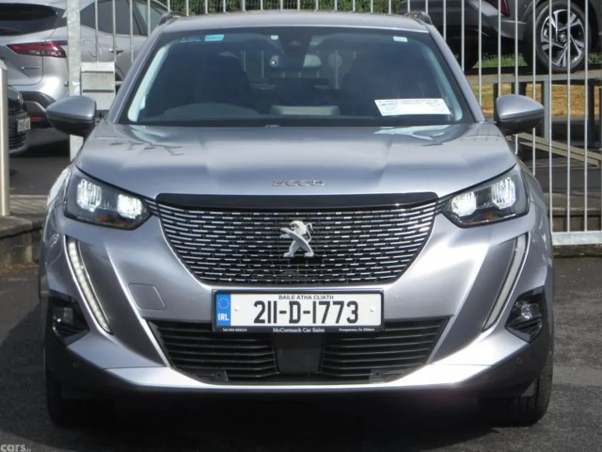 Peugeot 2008 MPV, Diesel, 2021, Grey