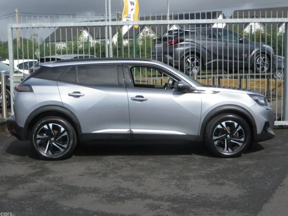 Peugeot 2008 MPV, Diesel, 2021, Grey