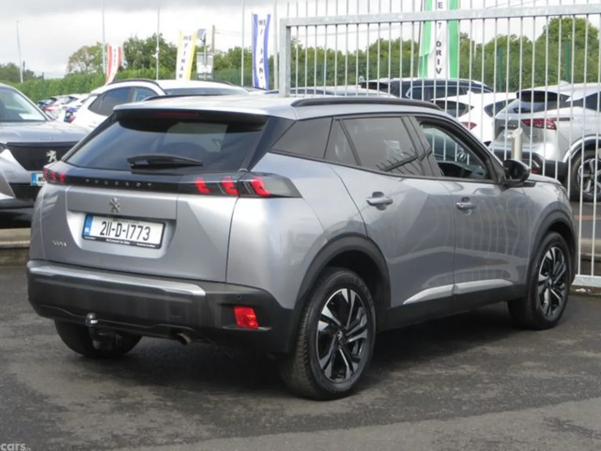 Peugeot 2008 MPV, Diesel, 2021, Grey