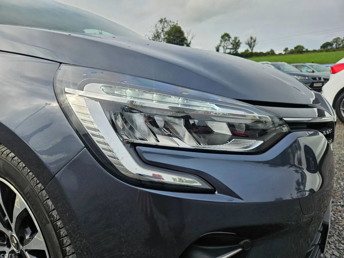 Renault Clio Hatchback, Diesel, 2019, Grey