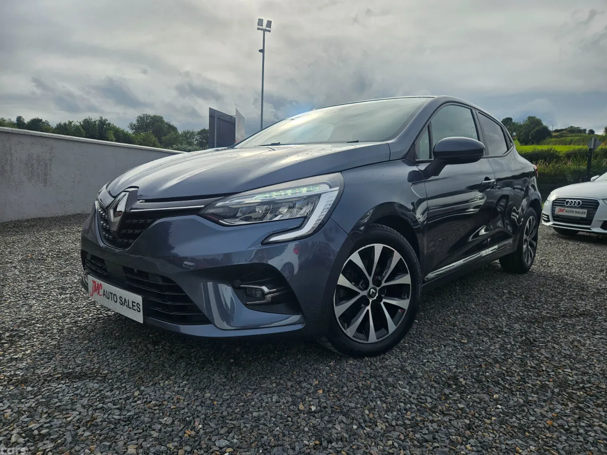 Renault Clio Hatchback, Diesel, 2019, Grey