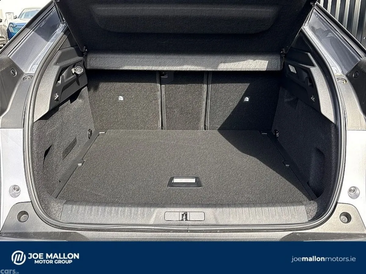 Peugeot 3008 MPV, Petrol, 2026, Grey