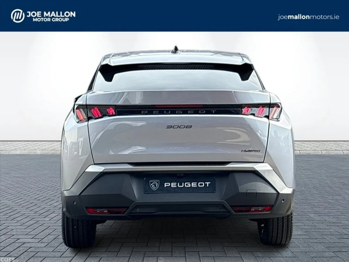 Peugeot 3008 MPV, Petrol, 2026, Grey