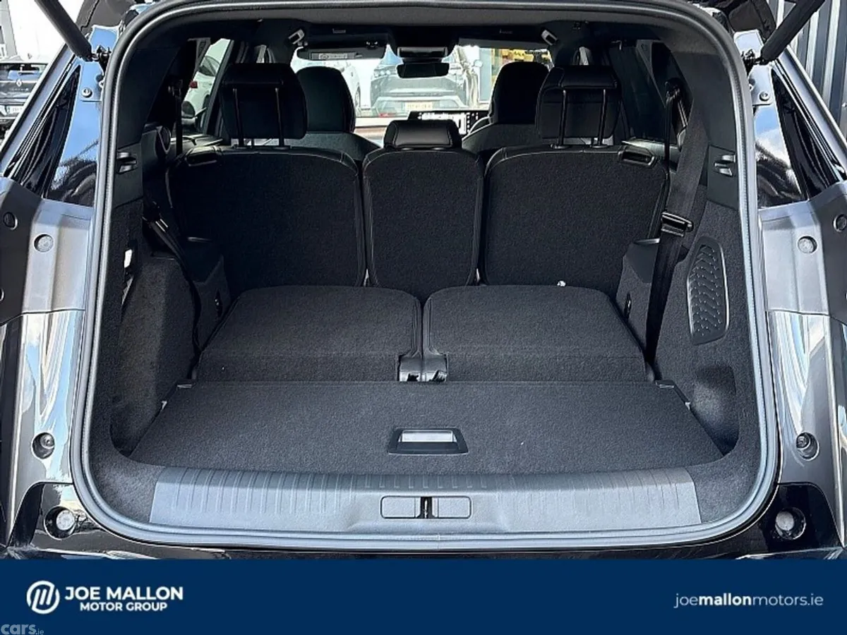 Peugeot 5008 SUV, Electric, 2027, Grey
