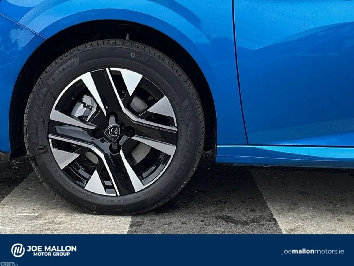 Peugeot 208 Hatchback, Petrol Hybrid, 2027, Blue