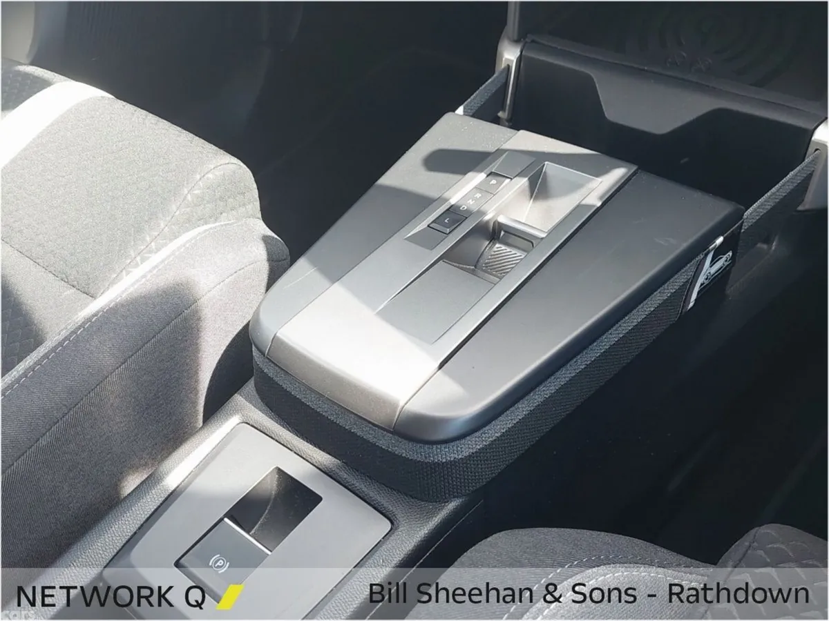 Opel Frontera SUV, Petrol Hybrid, 2026, Blue