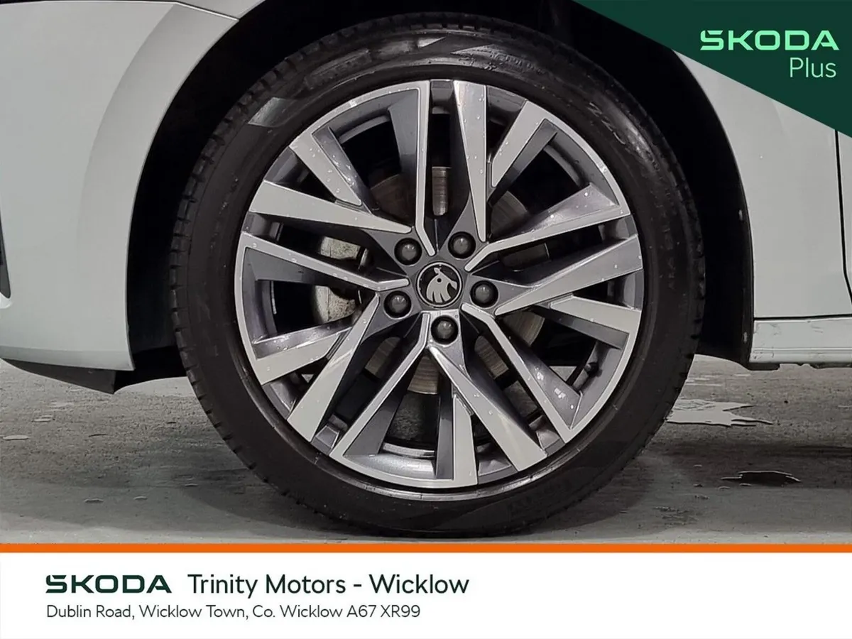 Skoda Octavia Saloon, Diesel, 2026, Silver
