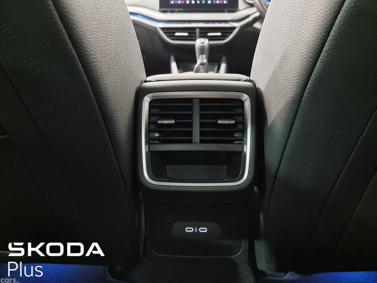 Skoda Octavia Saloon, Diesel, 2026, Silver