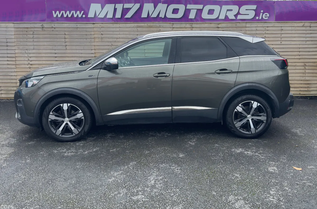 Peugeot 3008 SUV, Diesel, 2019, Green