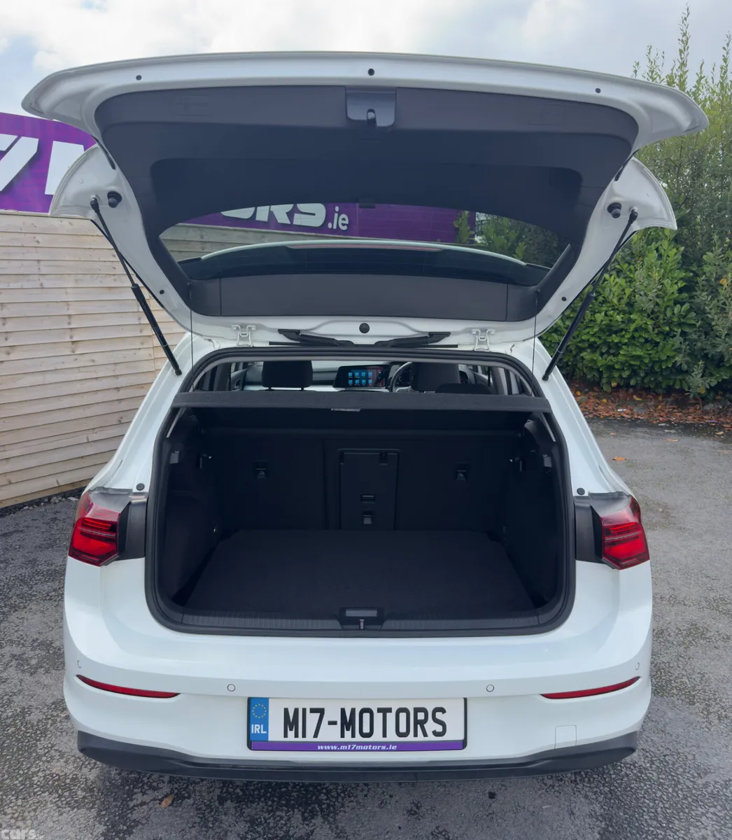 Volkswagen Golf Hatchback, Diesel, 2023, White