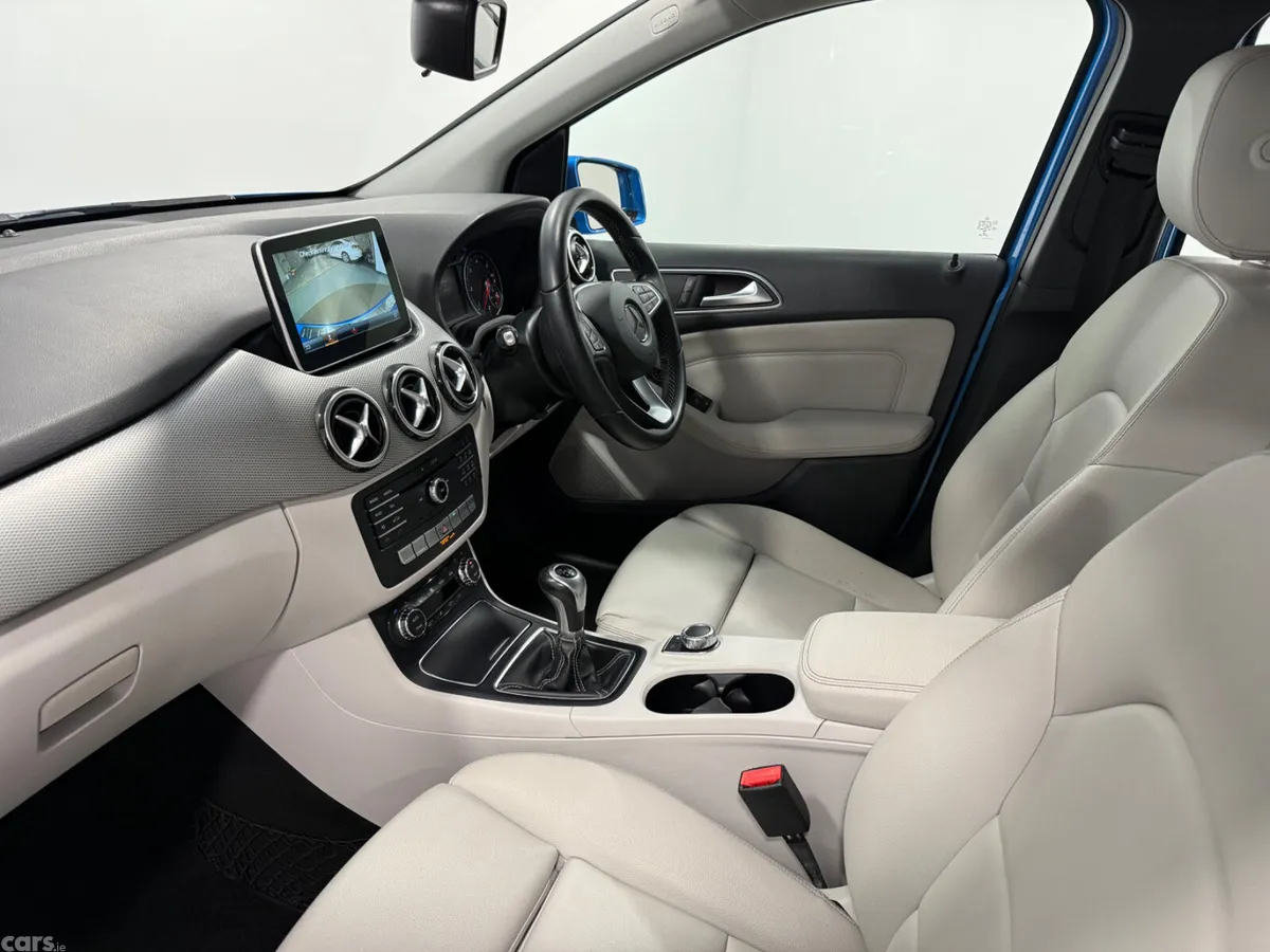 Mercedes-Benz B-Class MPV, Diesel, 2016, Blue