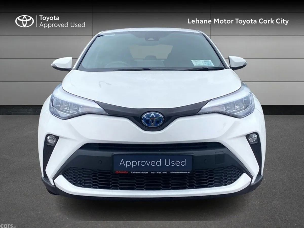 Toyota C-HR SUV, Petrol Hybrid, 2023, White