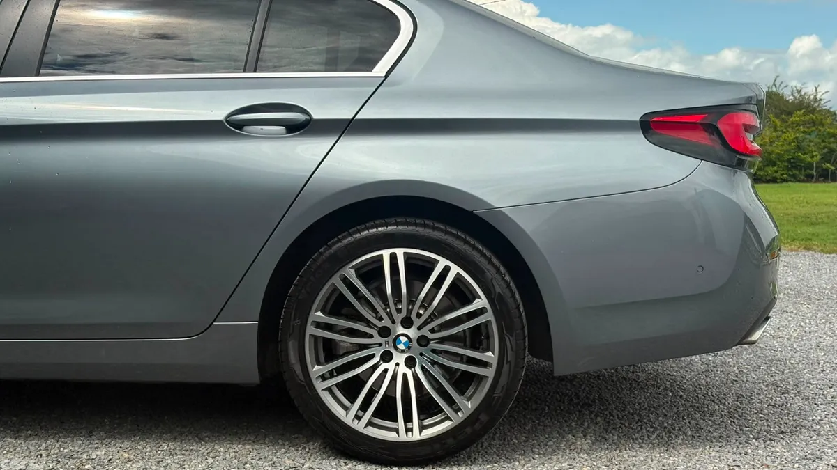 BMW 5-Series Saloon, Diesel, 2022, Blue