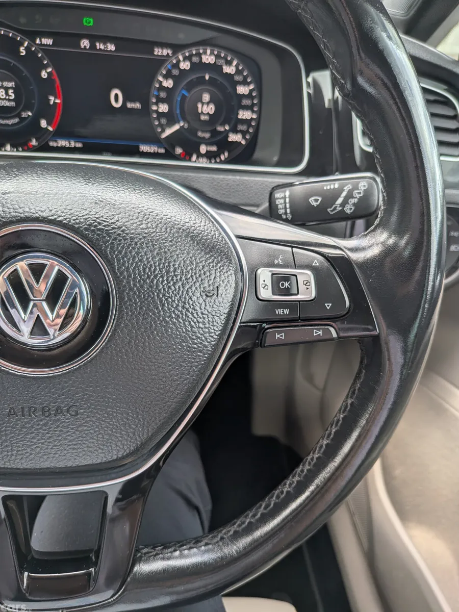 Volkswagen Golf Hatchback, Petrol, 2020, Blue