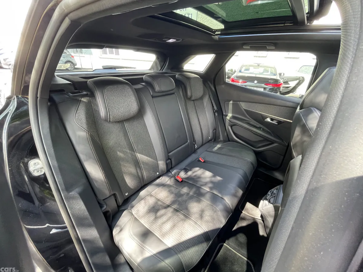 Peugeot 3008 SUV, Diesel, 2017, Black