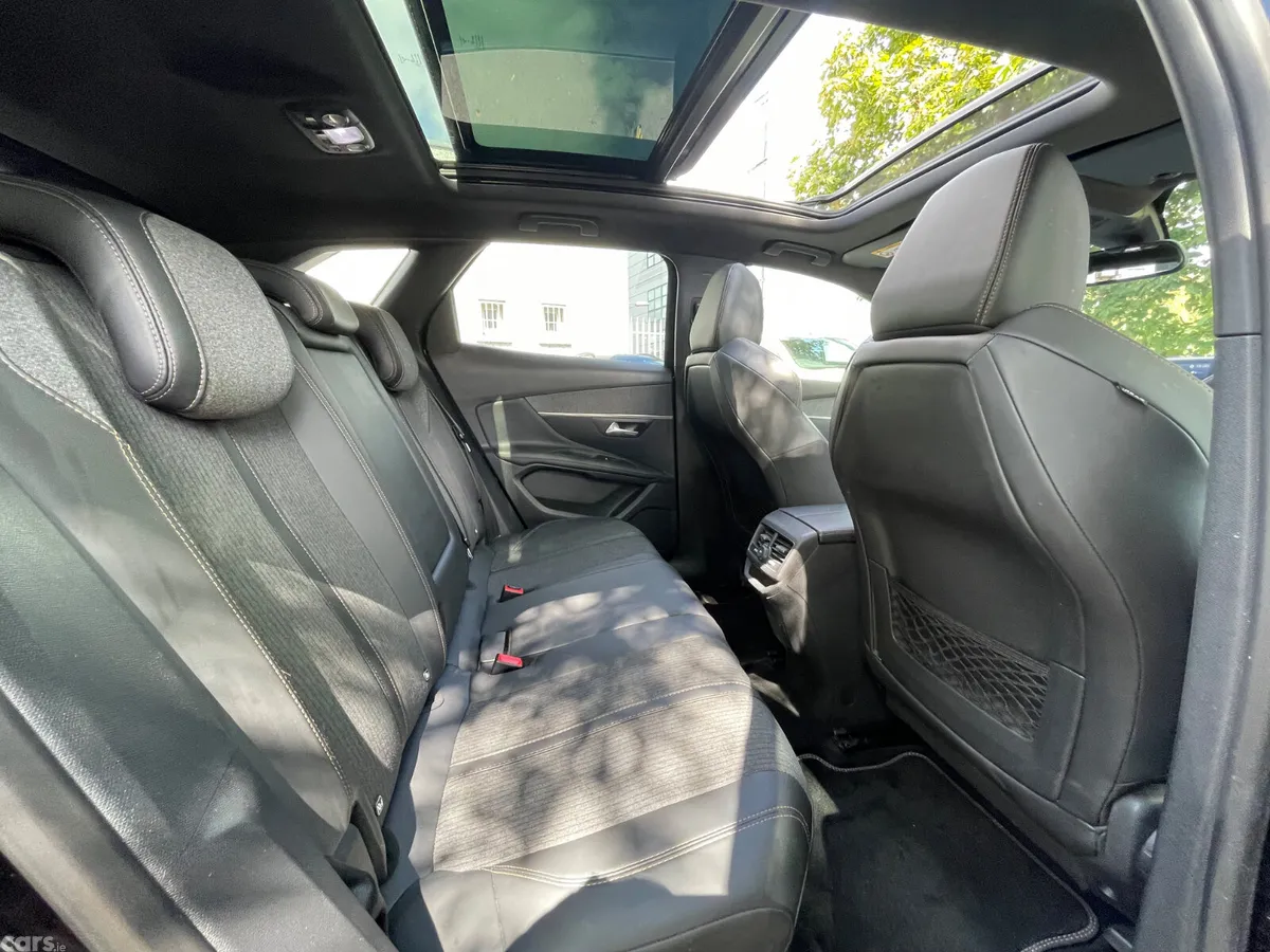 Peugeot 3008 SUV, Diesel, 2017, Black