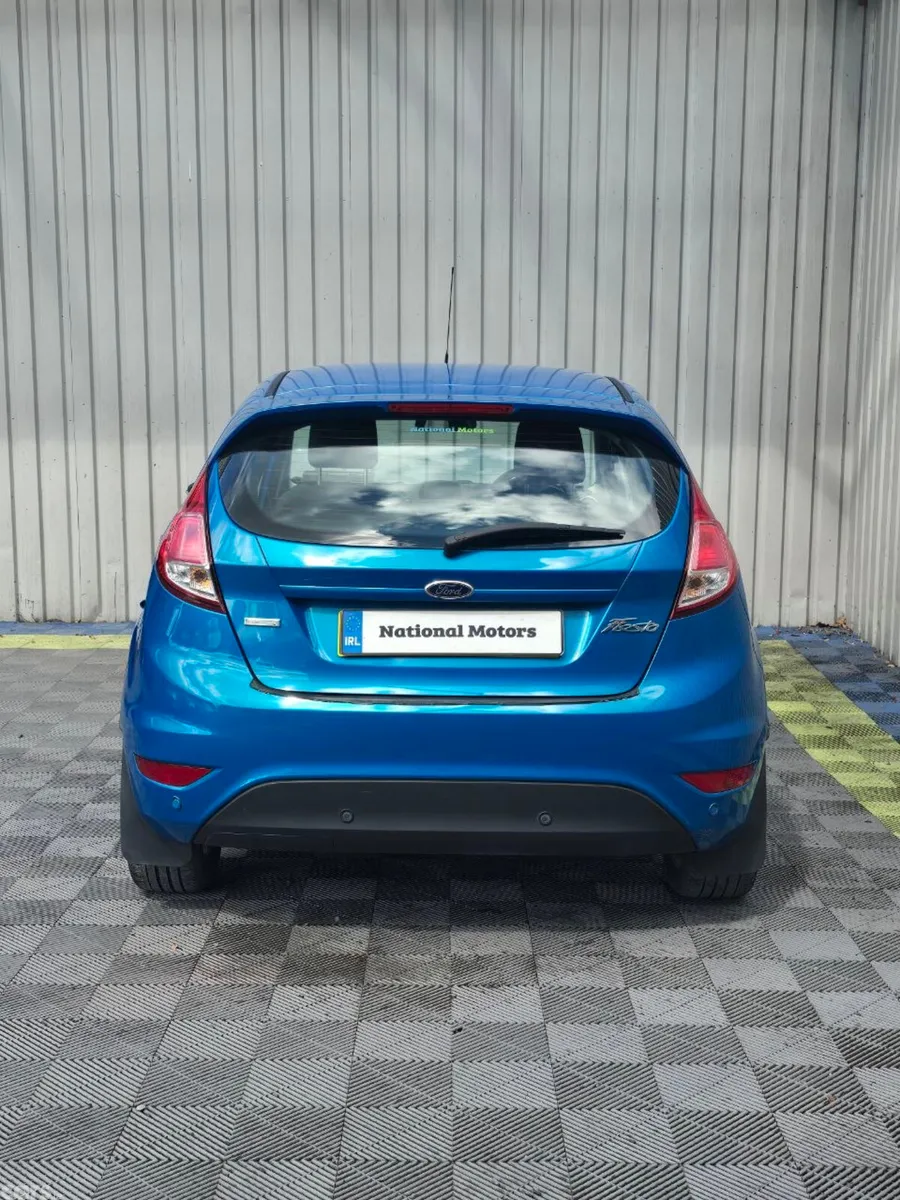 Ford Fiesta Hatchback, Petrol, 2015, Blue