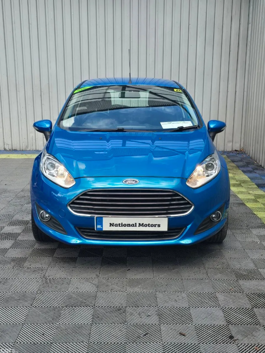 Ford Fiesta Hatchback, Petrol, 2015, Blue