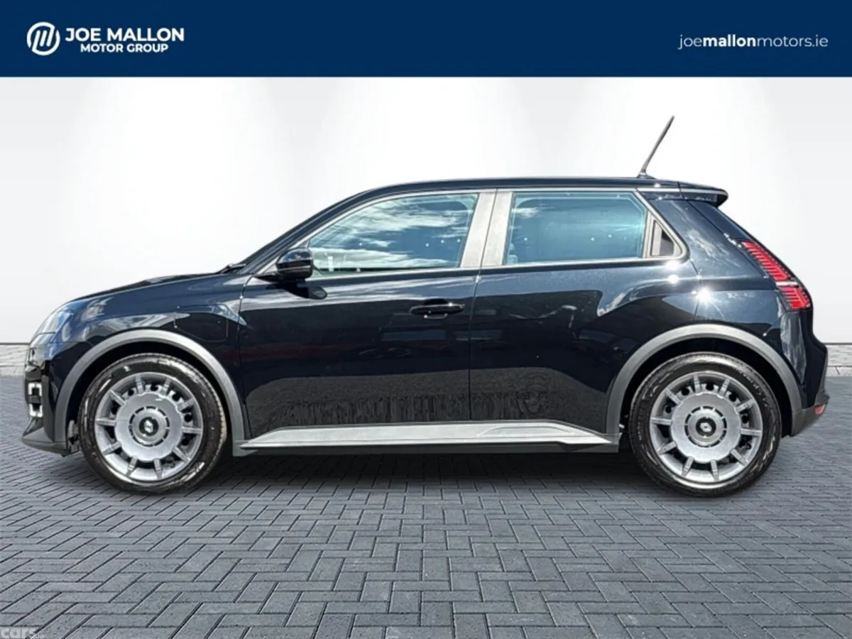 Renault 5 E-Tech Hatchback, Electric, 2027, Black