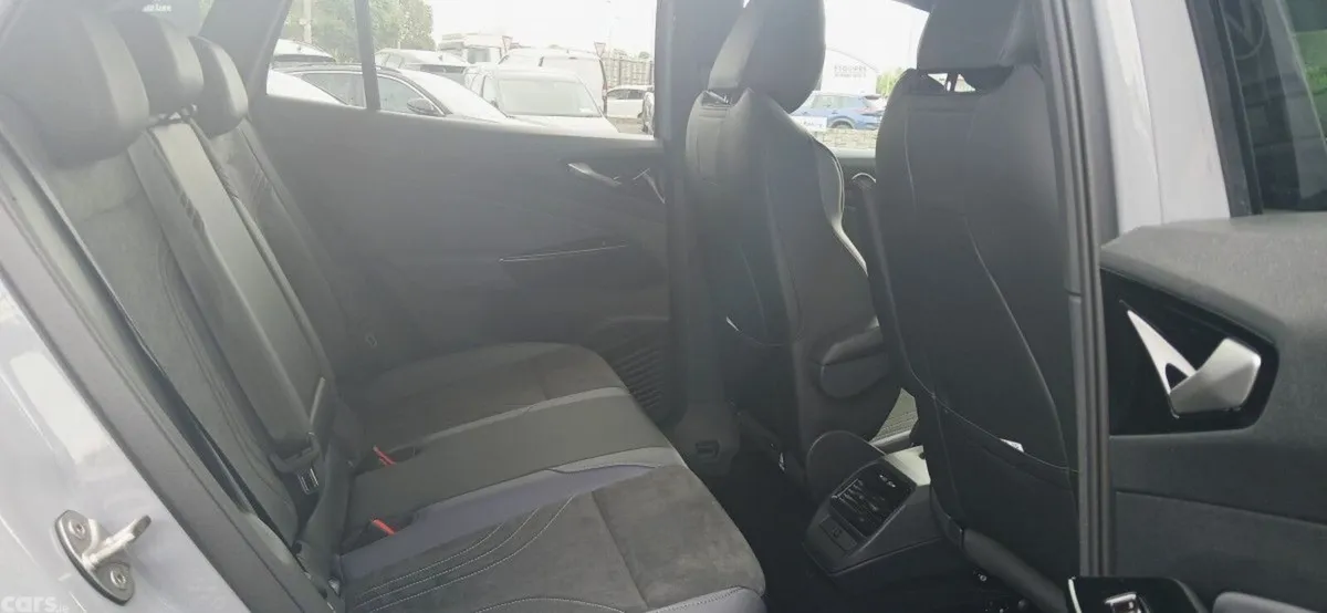 Volkswagen ID.4 Estate, Electric, 2026, Grey