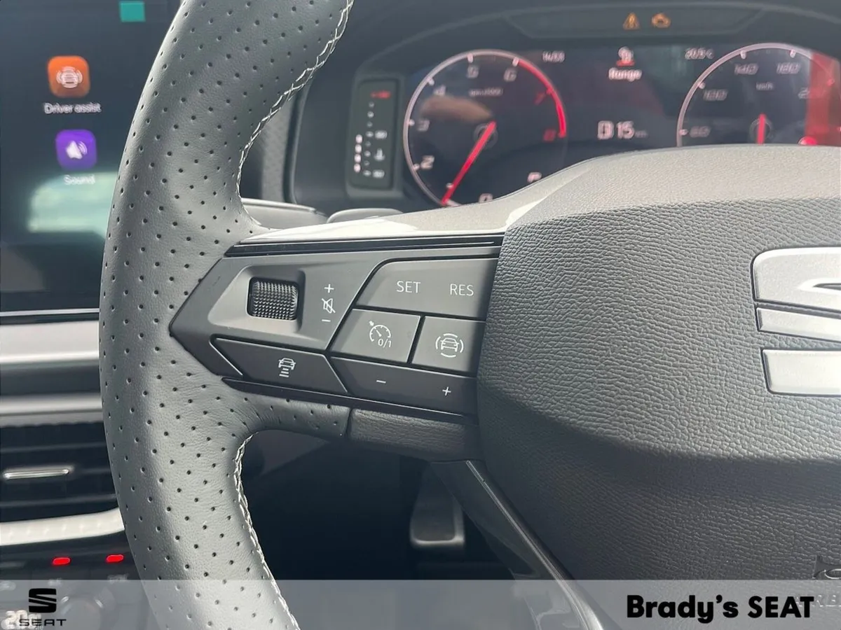 SEAT Arona SUV, Petrol, 2027, Yellow