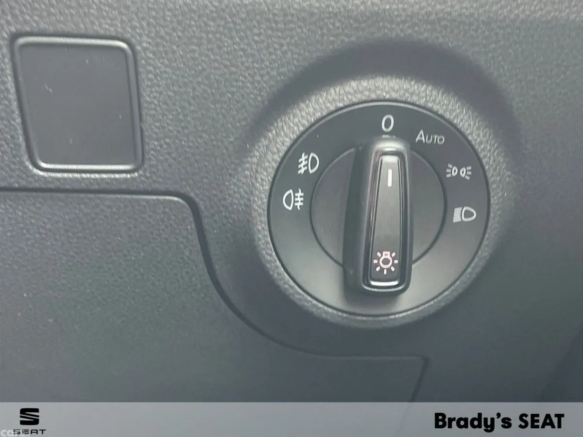 SEAT Arona SUV, Petrol, 2027, Yellow