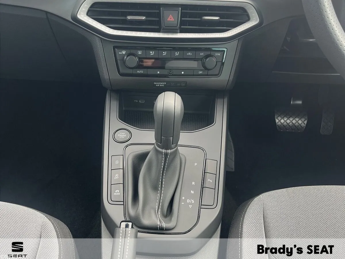 SEAT Arona SUV, Petrol, 2027, Yellow